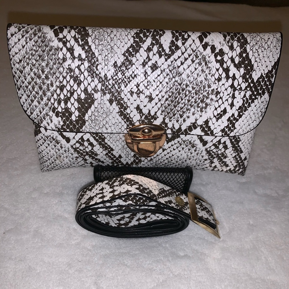 Snake skin Fanny
